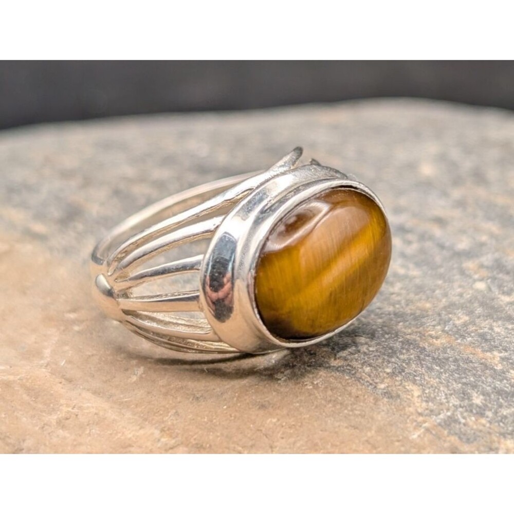 Sterling Silver Tigers Eye Oval Cabochon Split Shank Ring Size 7